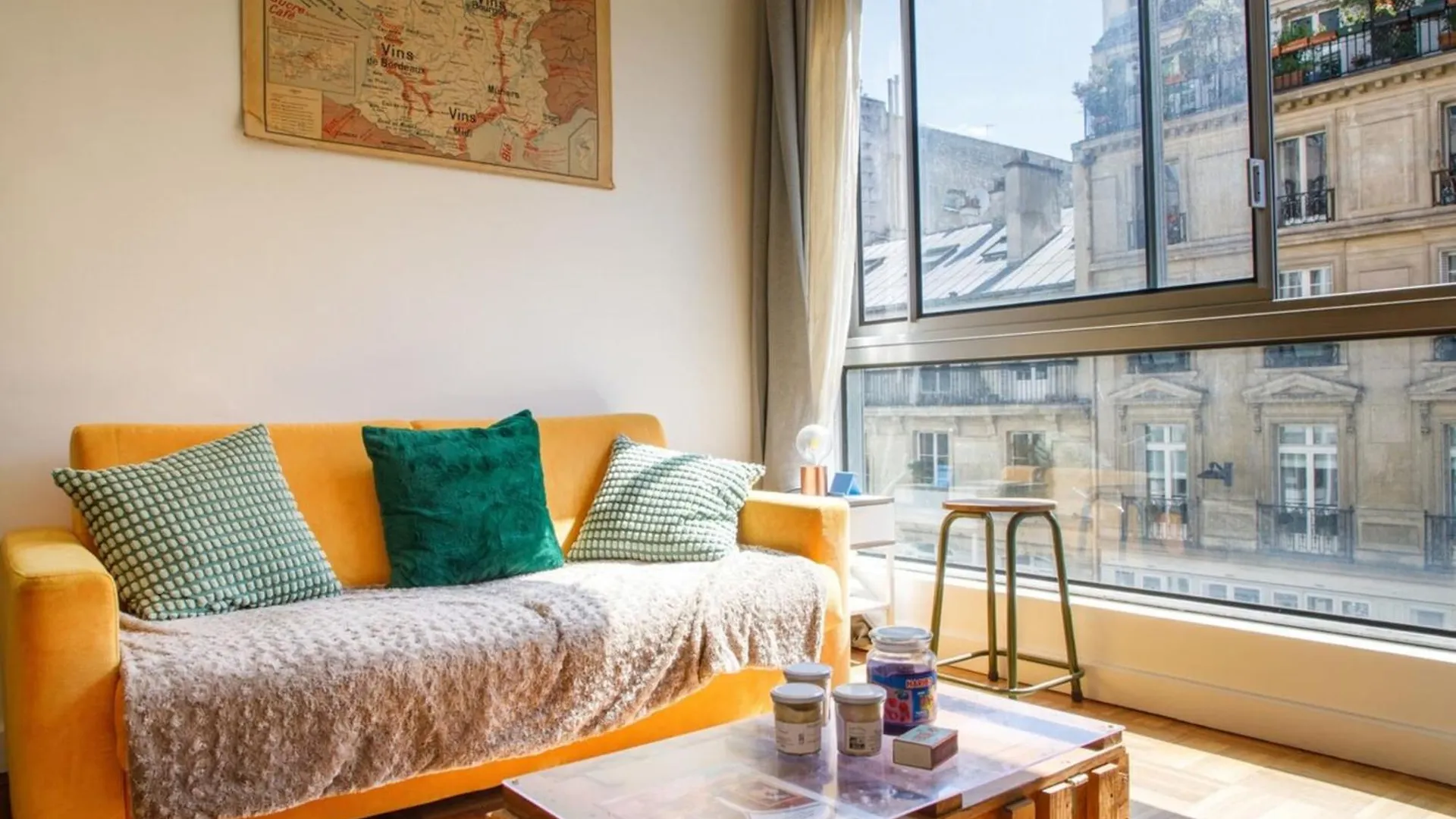 Radiant&charming Studiopoissonnieregare De L'est Apartment *